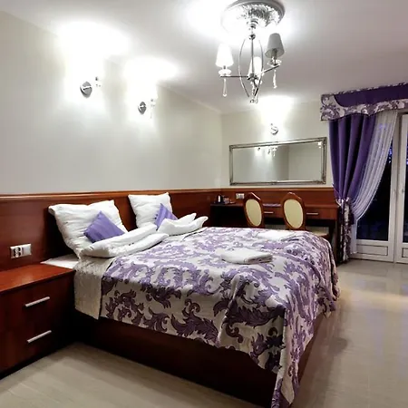 Api Iv Nocleg ze śniadaniem 3*