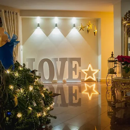 Bed & Breakfast Api Iv 3*